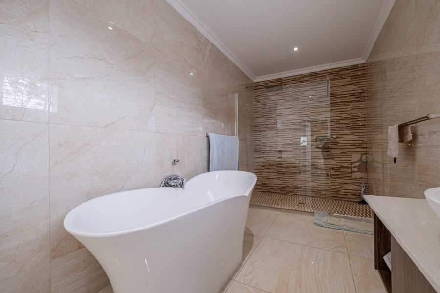 4 Bedroom Property for Sale in Wedgewood Golf Estate Eastern Cape